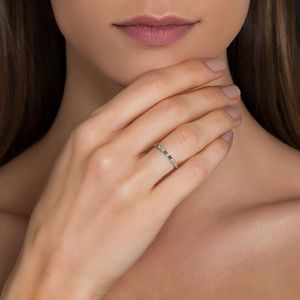anel-cravado-ouro-branco-diamantes