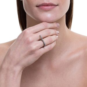 anel-line-ouro-branco-rodio-negro-diamantes